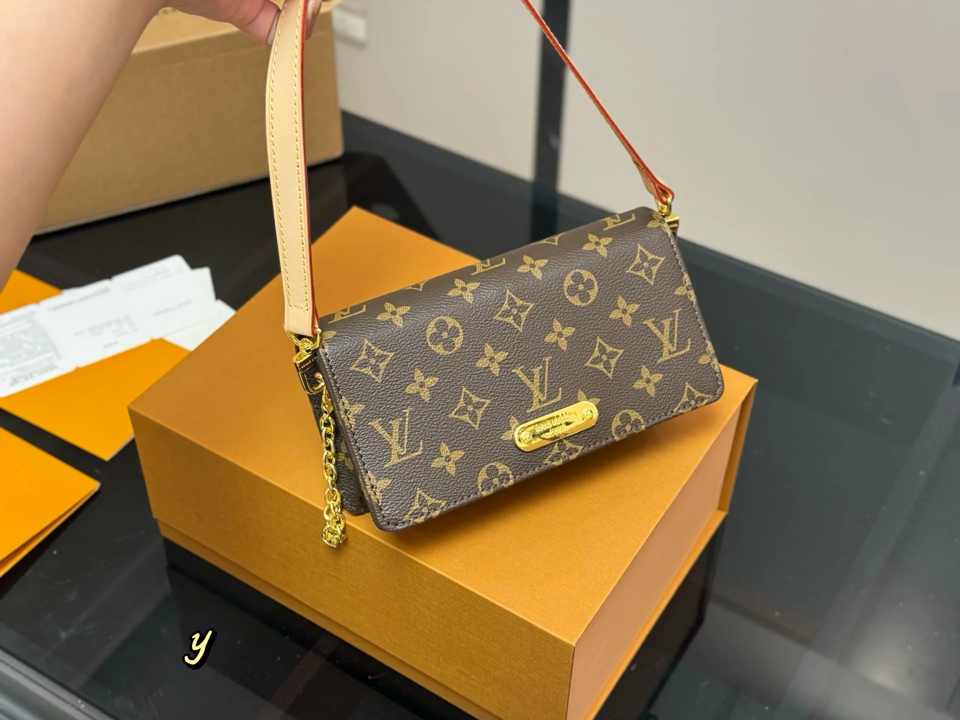 Louis Vuitton Satchel Wallet