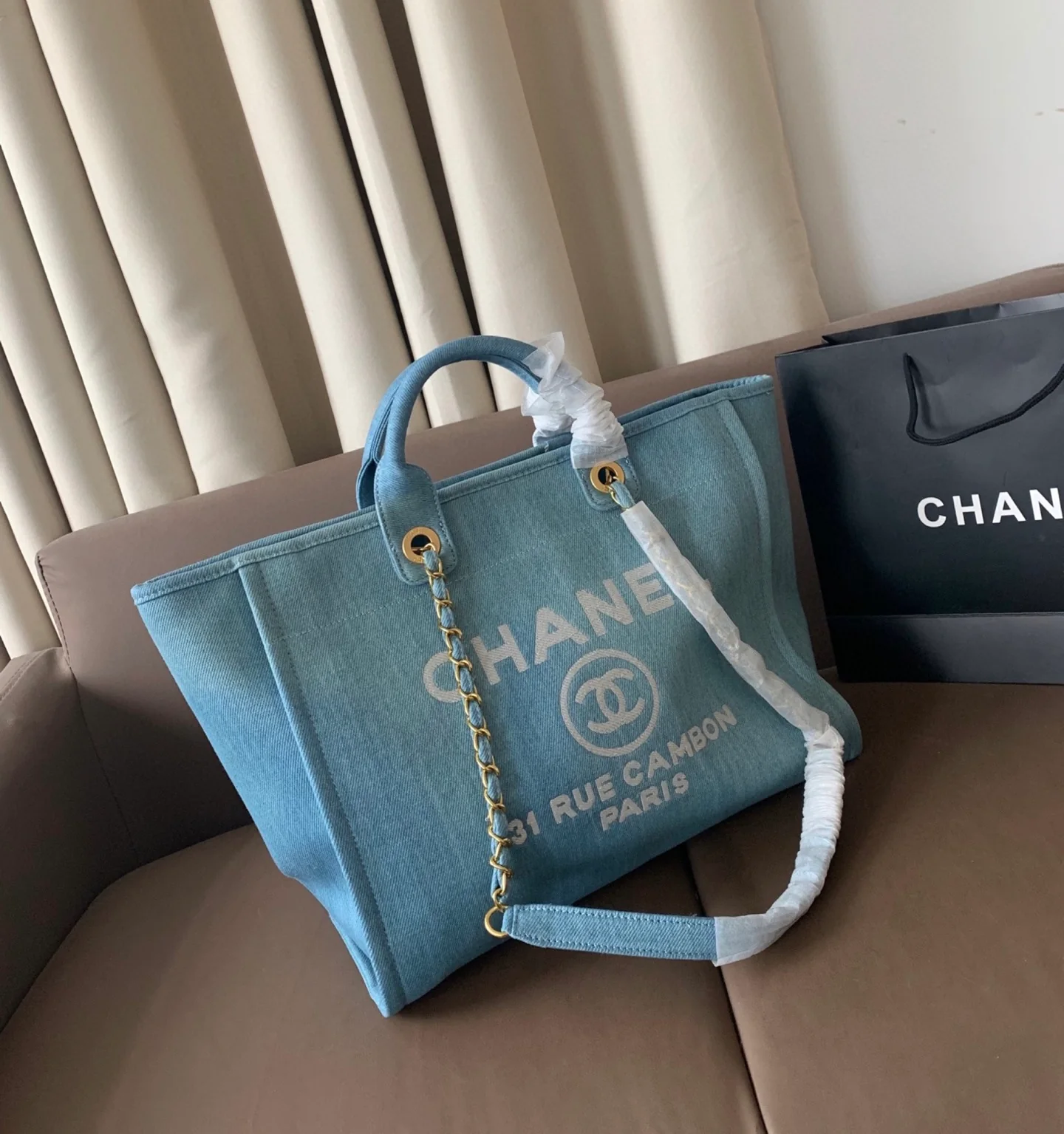 Chanel Shoulder Bag – Classic Quilted Lambskin